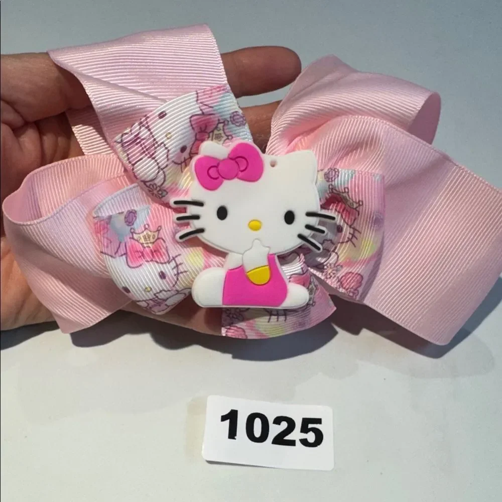 1025 Light Pink Color Hello‎ Kitty Hair Bow Alligator Clip